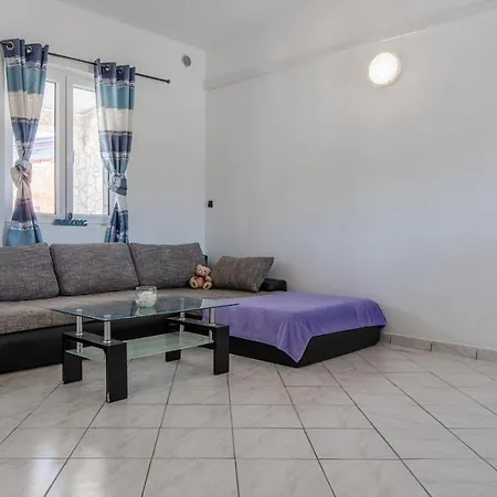 Apartamento With A Parking Space - 21556 *
